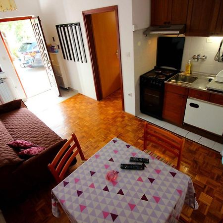 Guesthouse Marija Novi Vinodolski Buitenkant foto