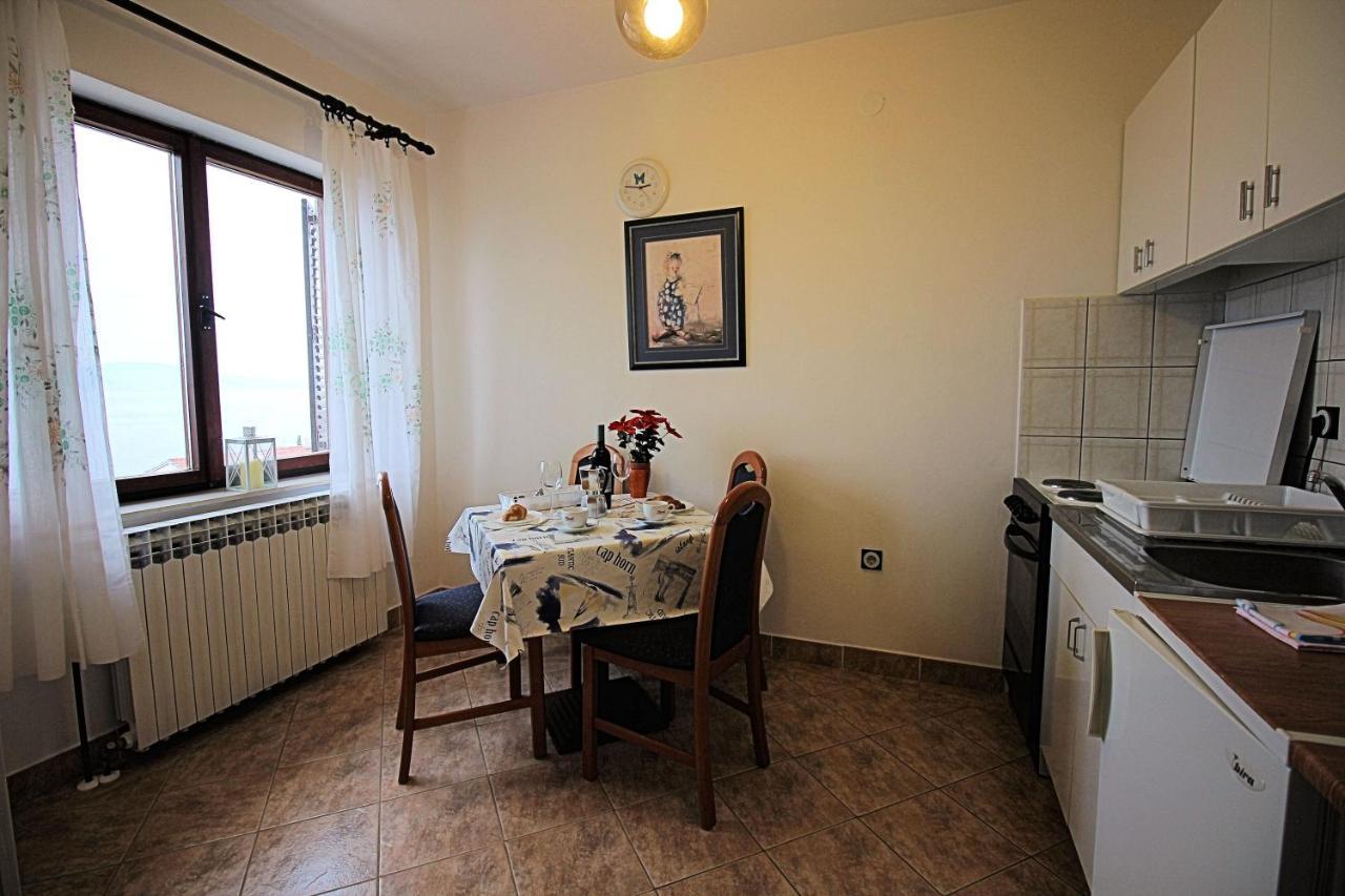Guesthouse Marija Novi Vinodolski Buitenkant foto