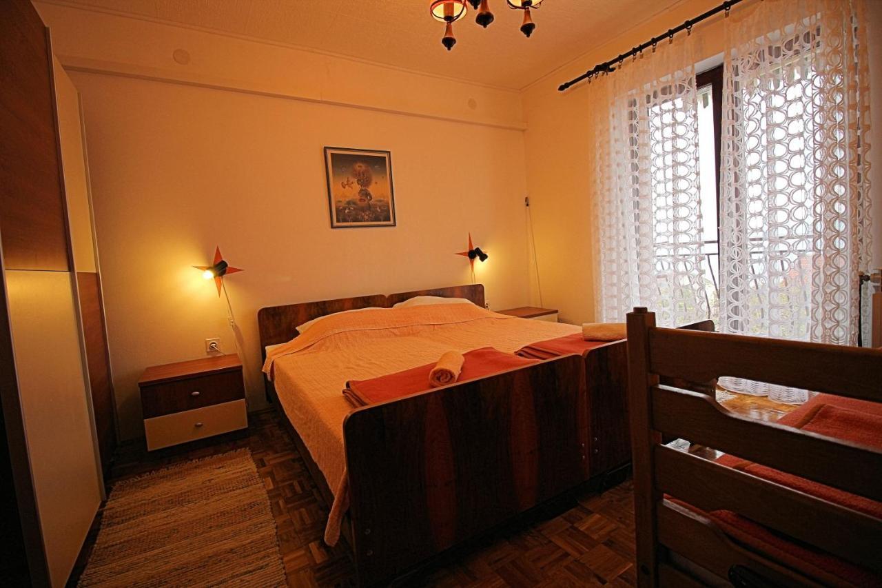 Guesthouse Marija Novi Vinodolski Buitenkant foto